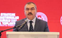 KOM Daire Başkanı Mahmut Çorumlu, KOM Stratejik Araştırmalar Kurulu Toplantısı’nda konuştu