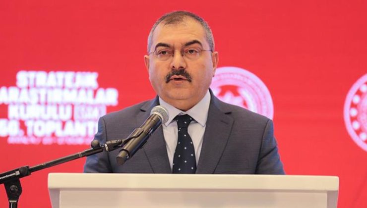 KOM Daire Başkanı Mahmut Çorumlu, KOM Stratejik Araştırmalar Kurulu Toplantısı’nda konuştu