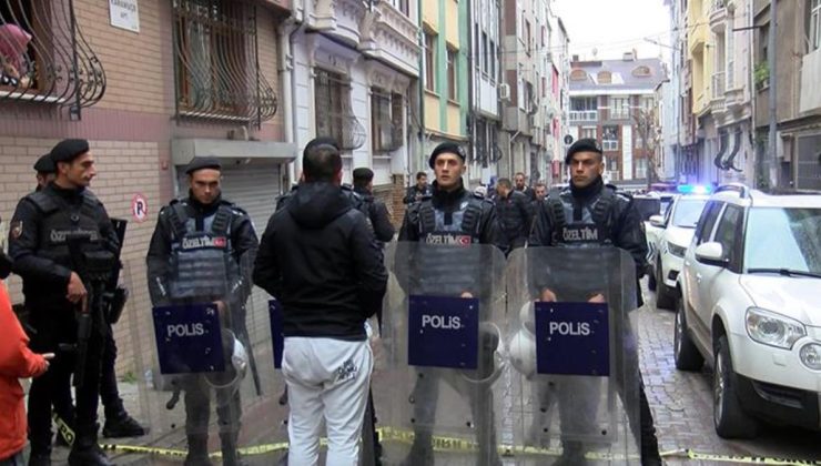 İstanbul’da korkunç olay! Konuşmak için kapısına gelen husumetlisini katletti